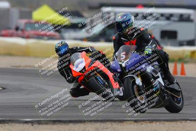 media/Jan-15-2023-SoCal Trackdays (Sun) [[c1237a034a]]/Turn 2 Set 1 (1145am)/